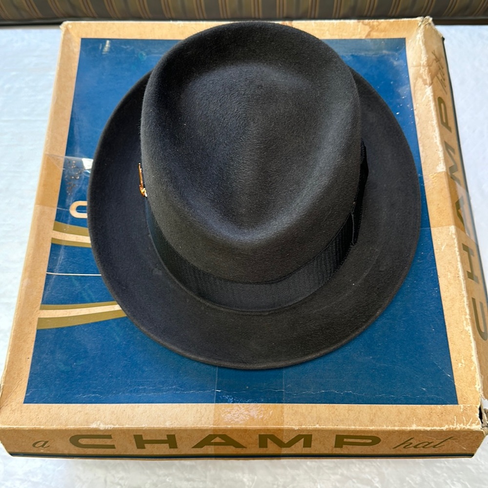 VintageChamp Silk Finish Fedora 1960’s